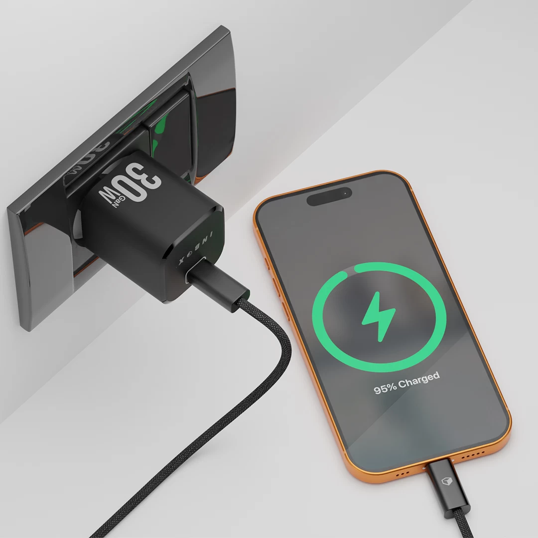 GAN 30W Travel Charger - Image 2
